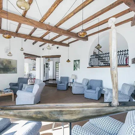 Vignola Hotel