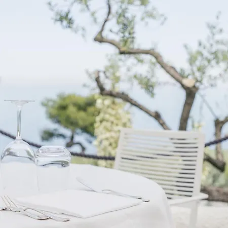 Vignola Hotel
