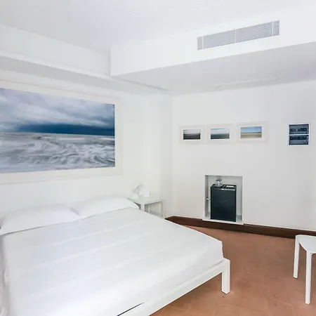 Отель Vignola 3*