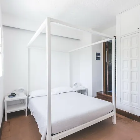 Отель Vignola Васто