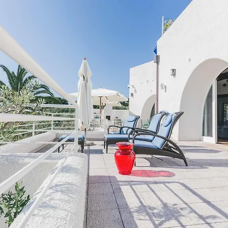 Vignola Отель Васто